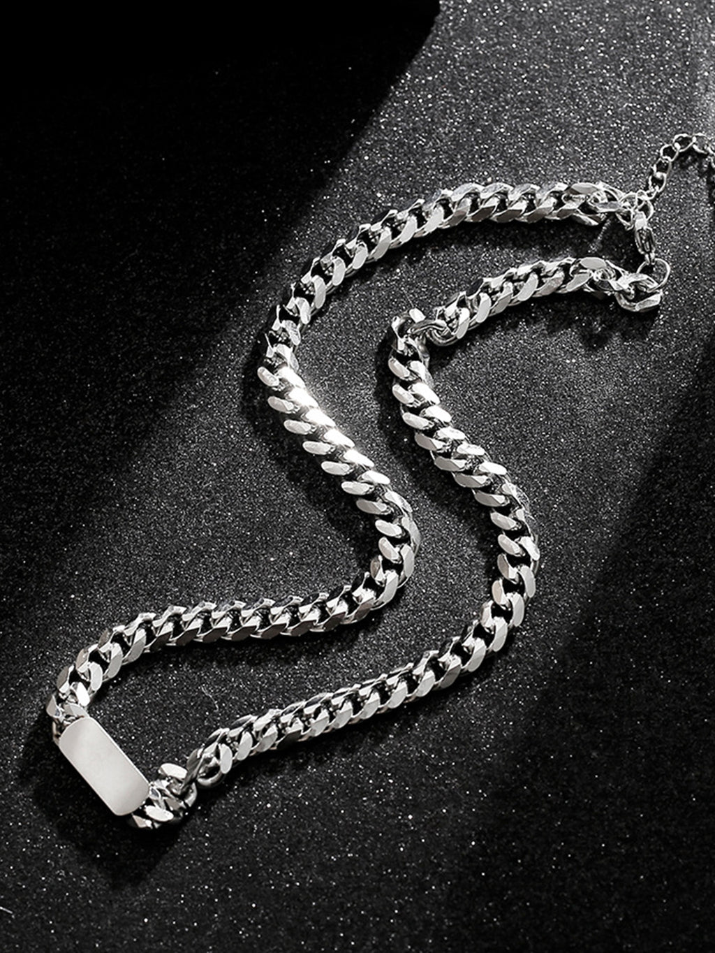 Simple Style Solid Color Stainless Steel Men's Necklace - view 5
