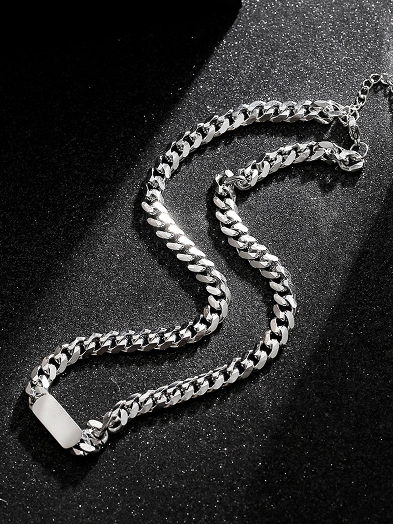 Simple Style Solid Color Stainless Steel Men's Necklace - view 5