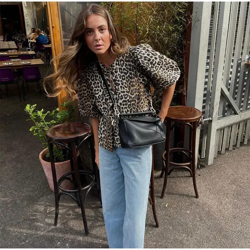 Wholesale Women's Streetwear Leopard Short Sleeve Blouses - view 2