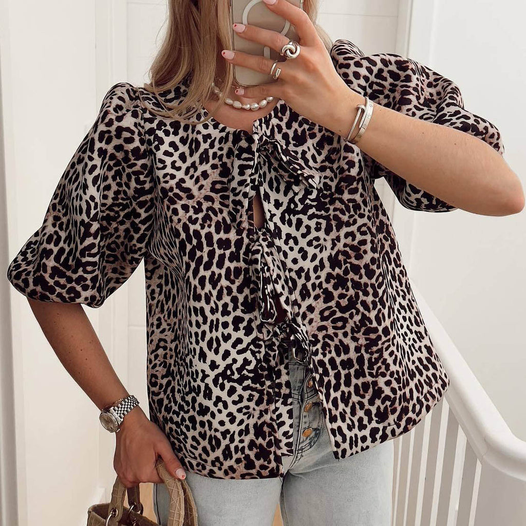 Wholesale Women's Sexy Streetwear Leopard Short Sleeve Printing Blouses - front view
