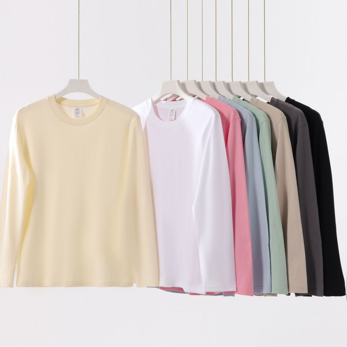 Men's Solid Color Basic Round Neck Long Sleeve Loose Men's T-shirt - front view