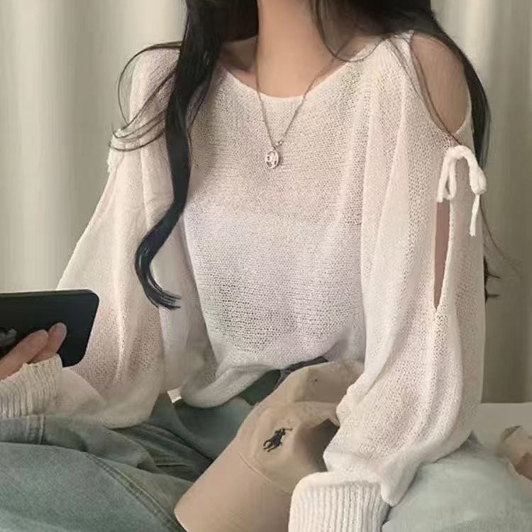 Early Autumn New New Style Sweet Shoulder Bared Bone Laced Loose Lightweight Knitted Long Sleeve Women's Top - front view