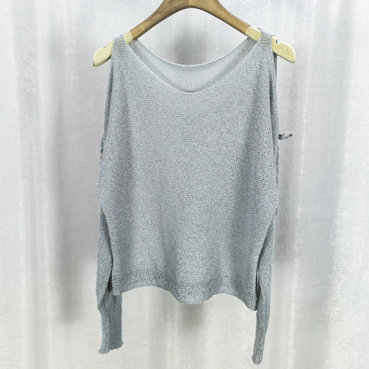 Early Autumn New New Style Sweet Shoulder Bared Bone Laced Loose Lightweight Knitted Long Sleeve Women's Top - view 5