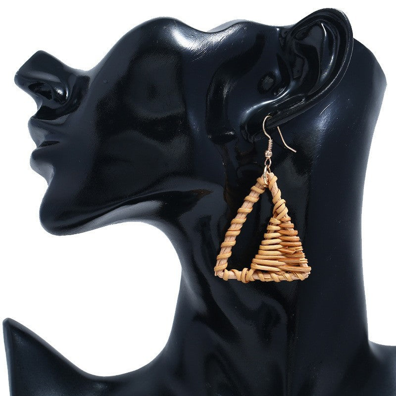 Fashionable Retro Wooden Handwoven Hollow Triangle Pattern Ear Cuffs Vintage Style Wickerwork Dangle Earrings For Unisex - view 2