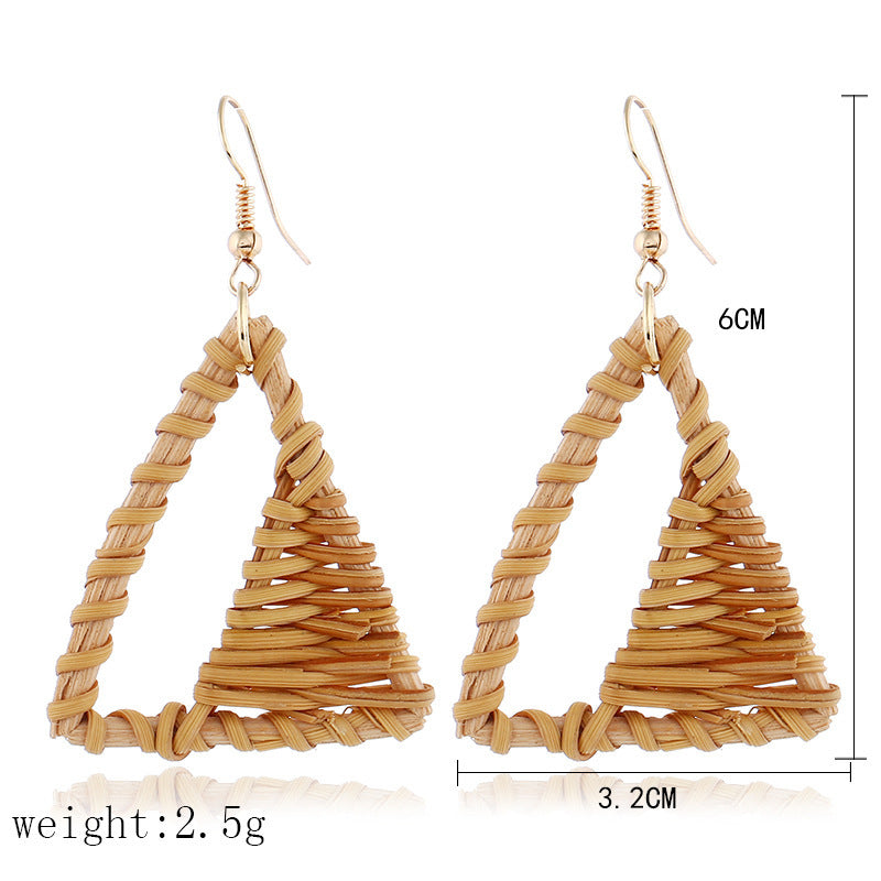 Fashionable Retro Wooden Handwoven Hollow Triangle Pattern Ear Cuffs Vintage Style Wickerwork Dangle Earrings For Unisex - view 4