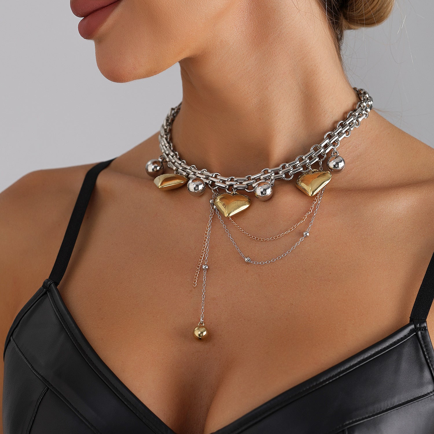 Punk Style Color Matching Heart-Shaped Tassel Necklace Geometric Pattern Alloy Material European And American Simple Necklace Women's Jewelry Wholesale - front view