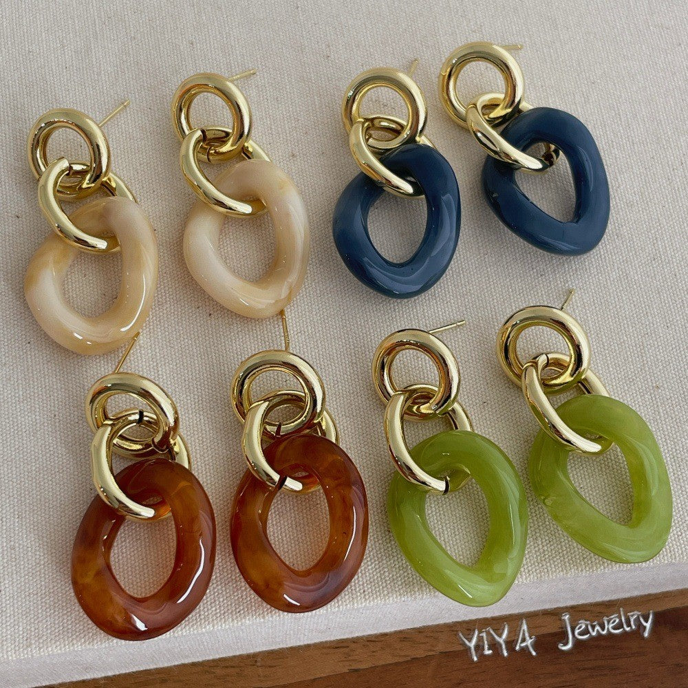 French Style High-Grade Geometric Acrylic Pendant Earrings For Women Exaggerated Hong Kong Style Retro Affordable Luxury Fashionable Plated 14K Real Gold Ear Studs Earrings - front view