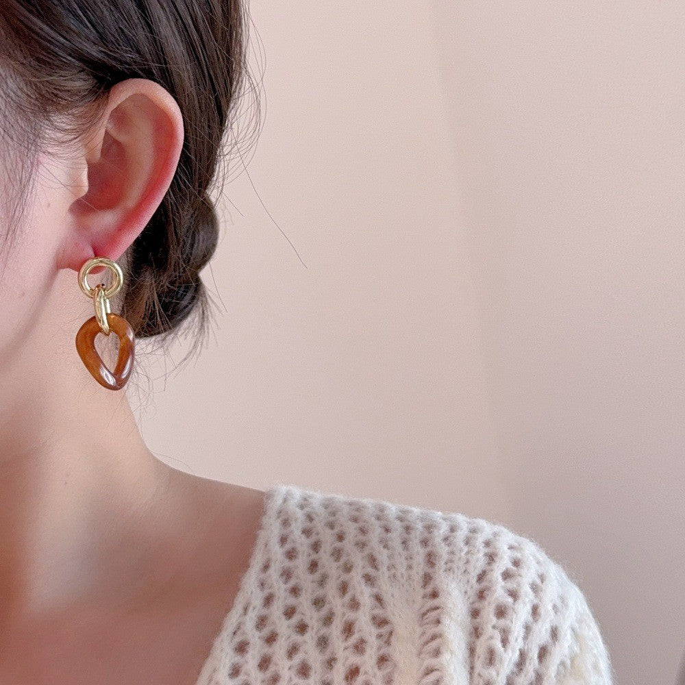 French Style High-Grade Geometric Acrylic Pendant Earrings For Women Exaggerated Hong Kong Style Retro Affordable Luxury Fashionable Plated 14K Real Gold Ear Studs Earrings - view 3