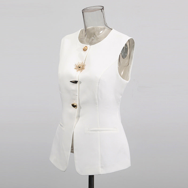 Solid Color Sleeveless Polyester Vest With Button Detail, Novelty Style Women's Top - view 2