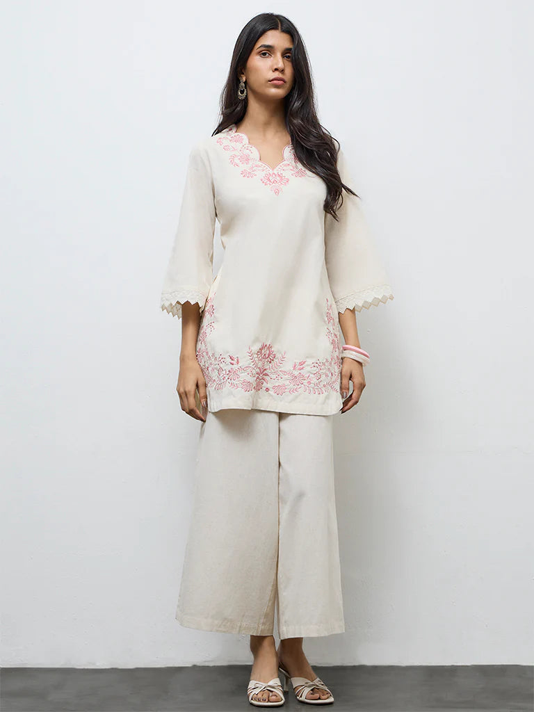 Utsa Off-White Floral Embroidered Cotton-Blend A-Line Kurta
