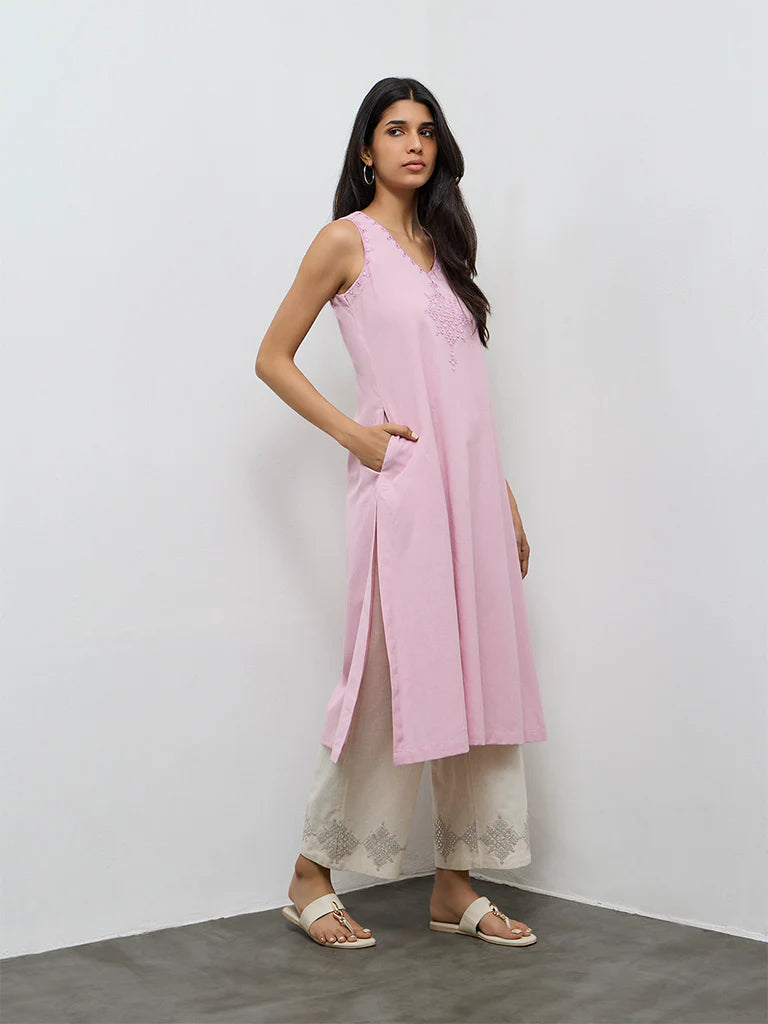Utsa Lilac Embroidered Cotton-Blend A-Line Kurta
