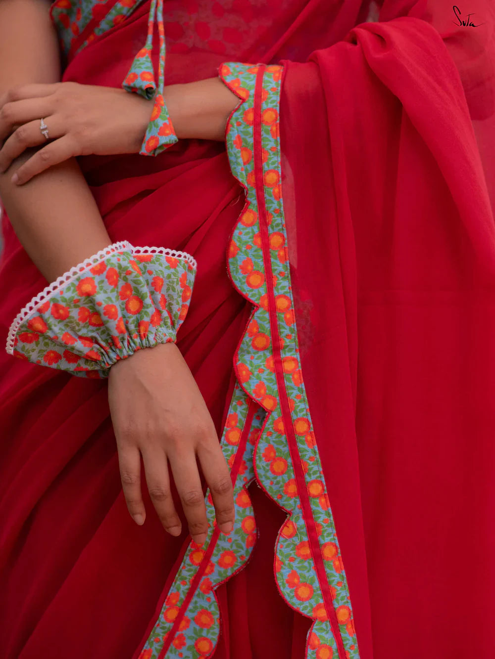 Pure Mul Mul Cotton Maroon Saree with Multicolour Floral Printed Scallop Border