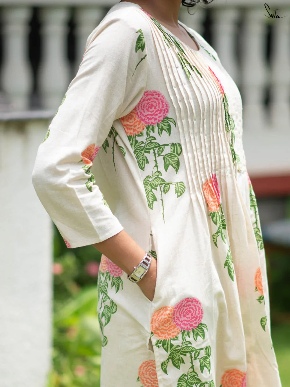 Suta White Cotton Elbow Sleeves Kurta Set