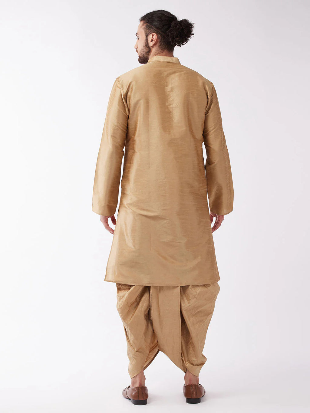Men's Rose Gold Solid Silk Blend Kurta And Dhoti