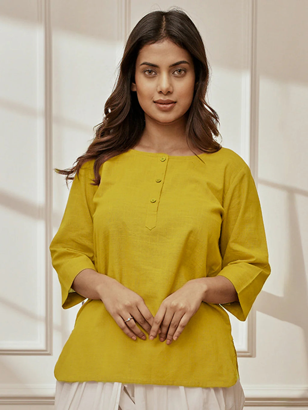 Women's Olive Green Cambric Cotton Round Neck Yoga Kurta