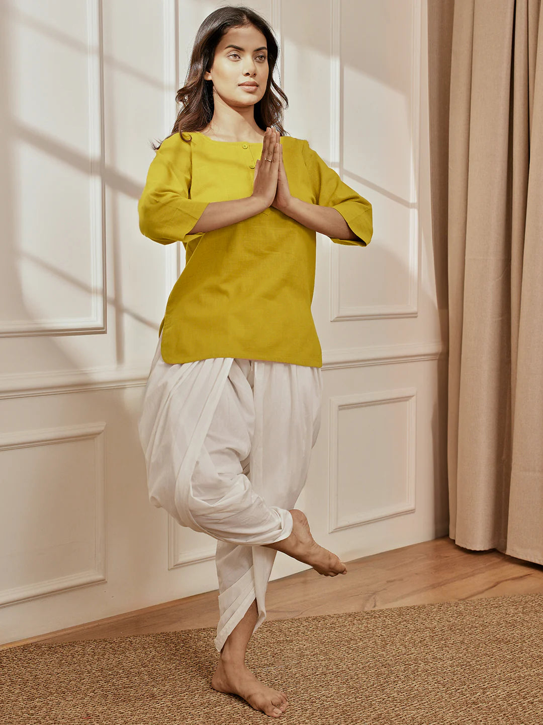 Women's Olive Green Cambric Cotton Round Neck Yoga Kurta